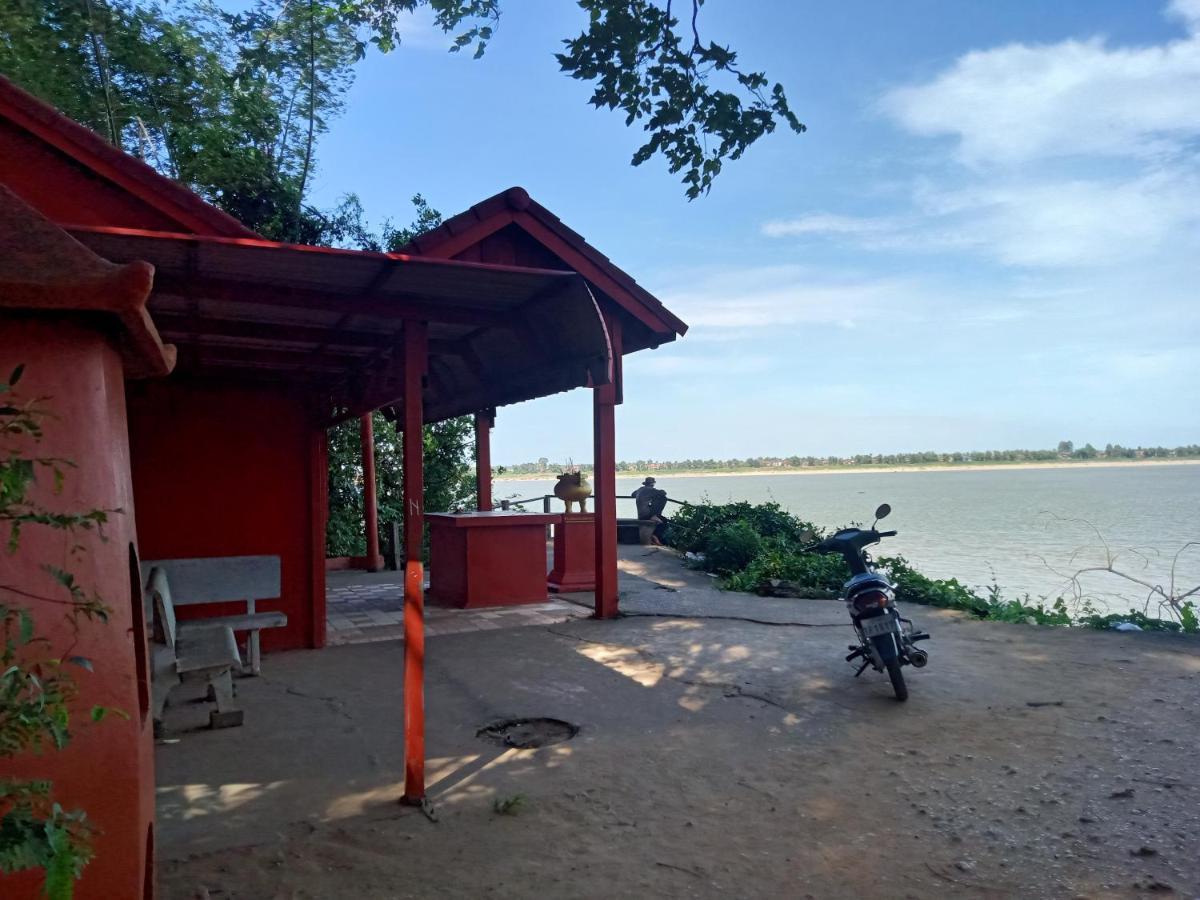 Tonle Mekong Homestay Krong Kracheh Экстерьер фото